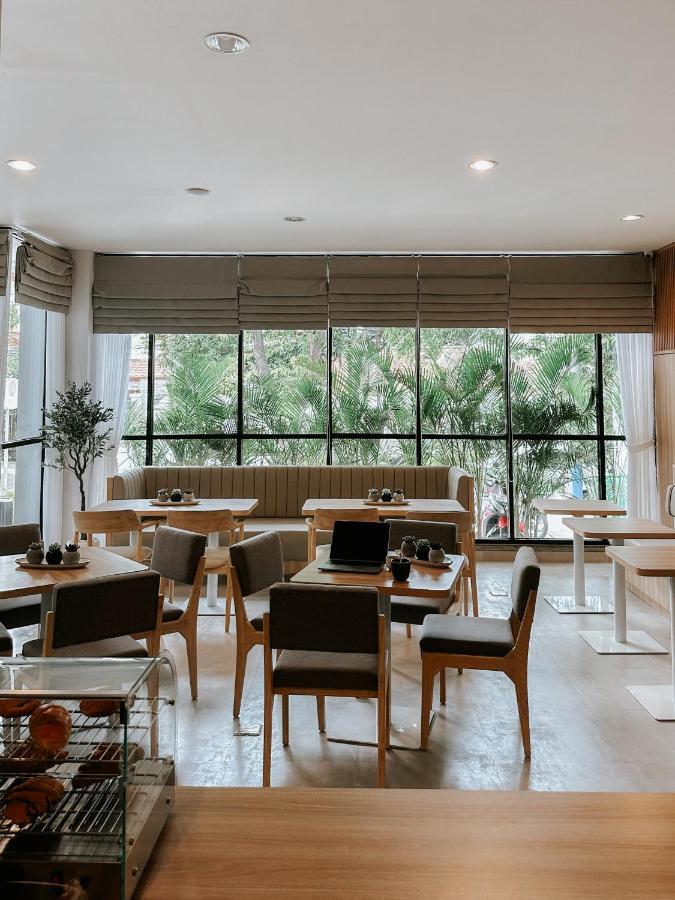 Casa Calma Hotel ジャカルタ エクステリア 写真