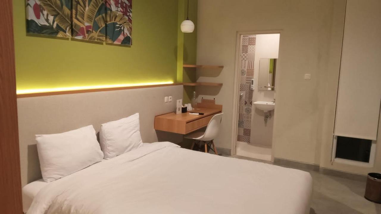 Casa Calma Hotel ジャカルタ エクステリア 写真